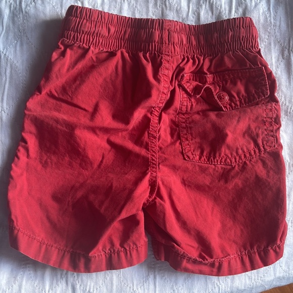Baby gap red drawstring pull on shorts 2 years - Picture 2 of 2